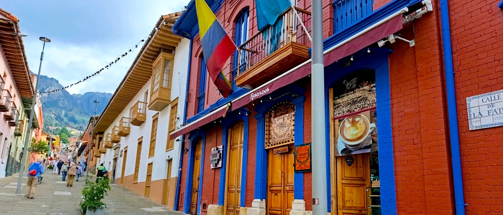 Travelhapp Colombia Travel Guide